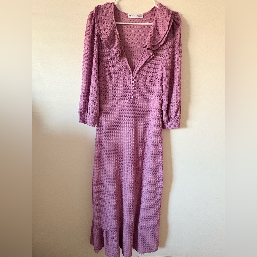Women's Lavender Crochet Midi Dress with Ruffle Collar